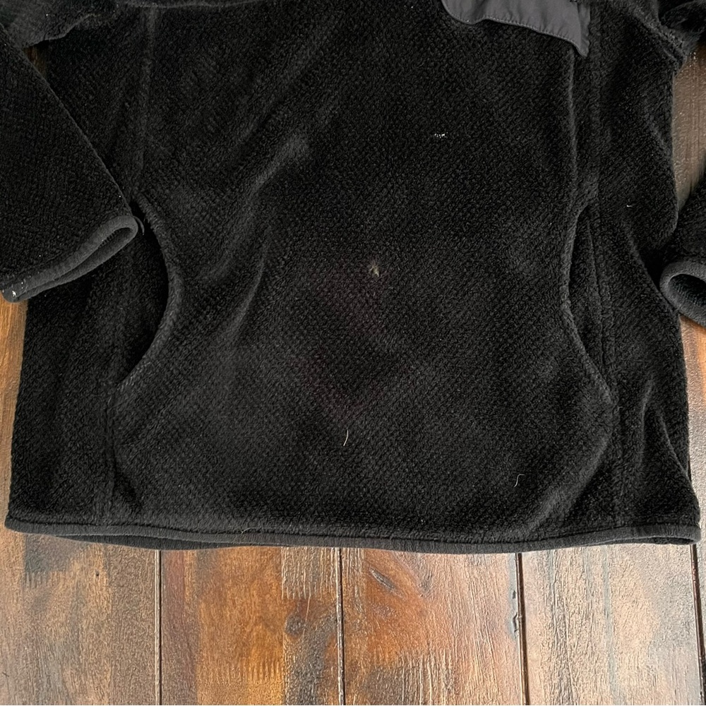 Patagonia Women's Black Lightweight Re-Tool Snap T Fleece Sweater - Picture 4 of 5